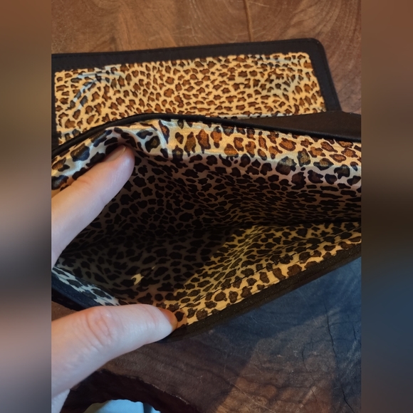 Kenneth Cole Reaction Large Flip Wallet - Picture 7 of 11